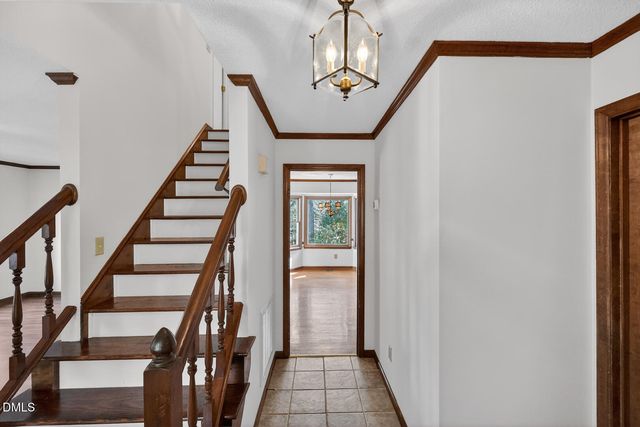 2022 Englewood Drive, Apex, NC 27539