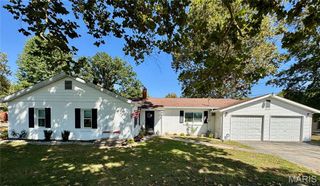 5667 Humbert Road, Godfrey, IL 62035