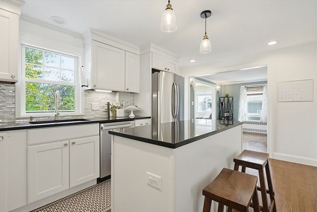 34 Navasota Ave, Worcester, MA 01602