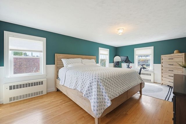 34 Navasota Ave, Worcester, MA 01602