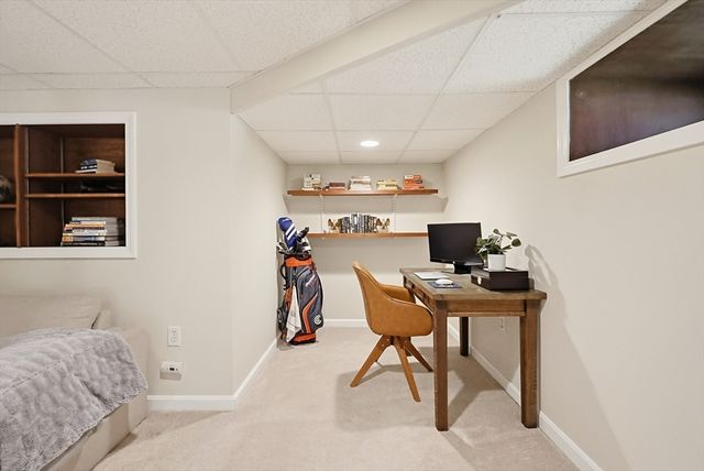 34 Navasota Ave, Worcester, MA 01602