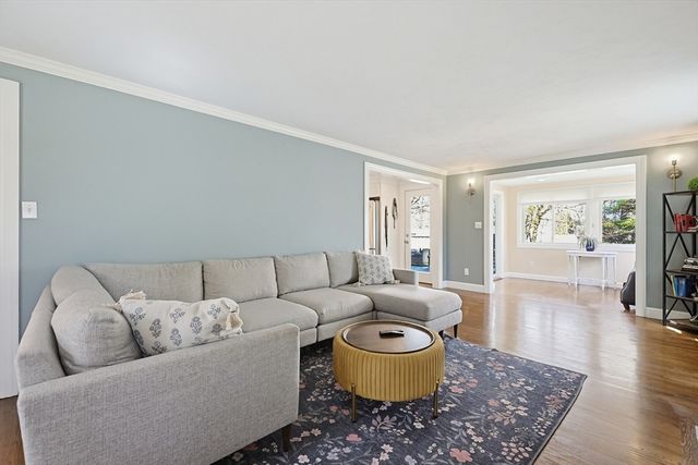 34 Navasota Ave, Worcester, MA 01602