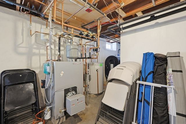 34 Navasota Ave, Worcester, MA 01602