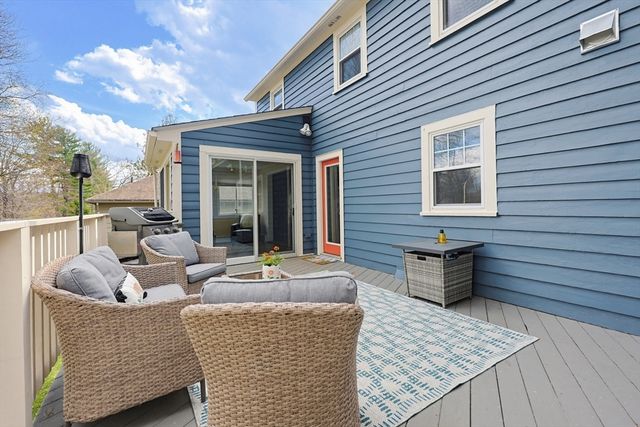 34 Navasota Ave, Worcester, MA 01602