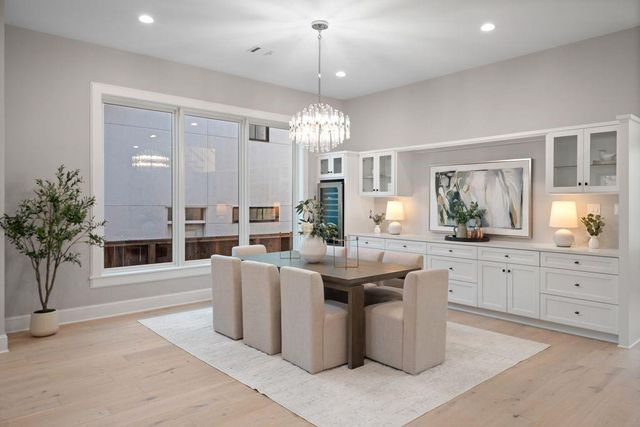 2046 Macarthur Street, Houston, TX 77030