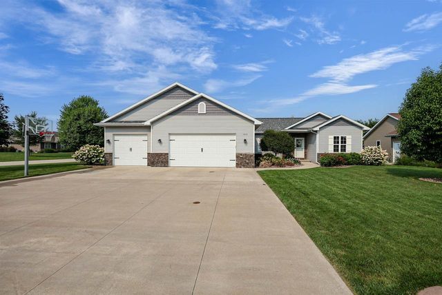 1244 AVA COURT, Neenah, WI 54956