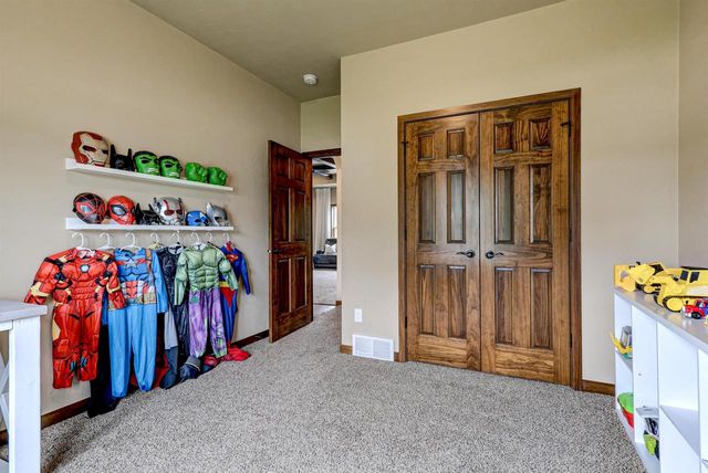 1244 AVA COURT, Neenah, WI 54956