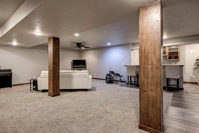 1244 AVA COURT, Neenah, WI 54956