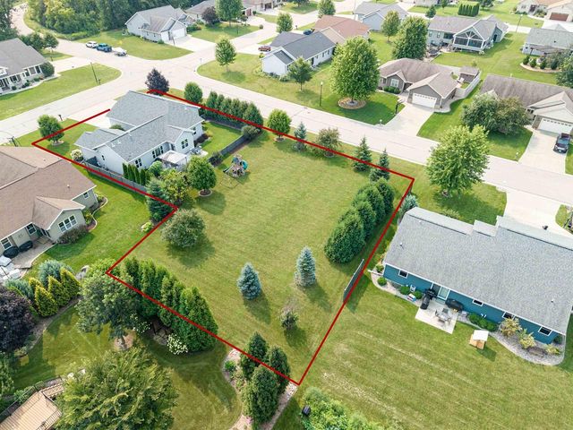 1244 AVA COURT, Neenah, WI 54956