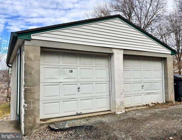 30 OAK ST, Coatesville, PA 19320