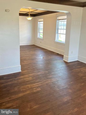 30 OAK ST, Coatesville, PA 19320