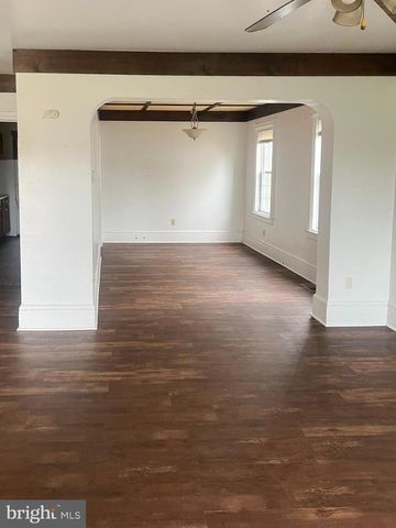 30 OAK ST, Coatesville, PA 19320