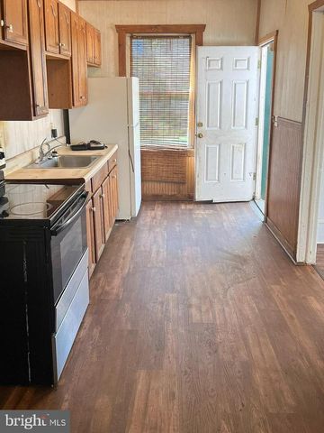 30 OAK ST, Coatesville, PA 19320