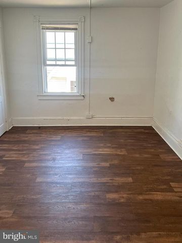 30 OAK ST, Coatesville, PA 19320