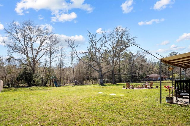 236 County Road 4795, Warren, TX 77664