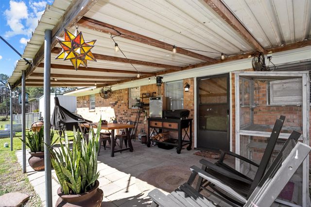 236 County Road 4795, Warren, TX 77664