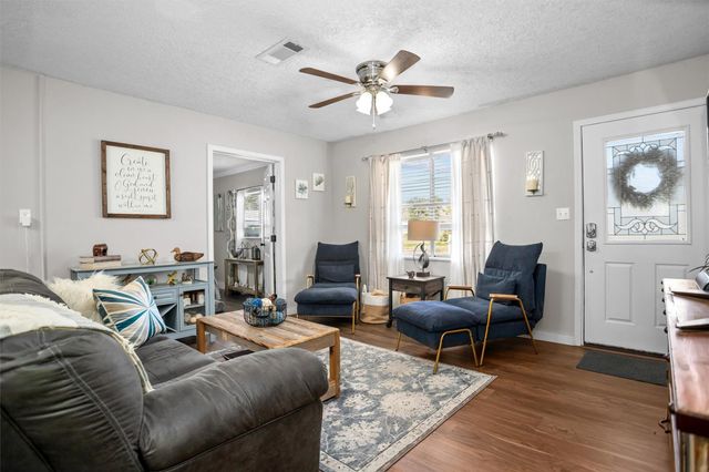 236 County Road 4795, Warren, TX 77664