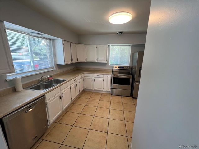 947 S Benton, Lakewood, CO 80226