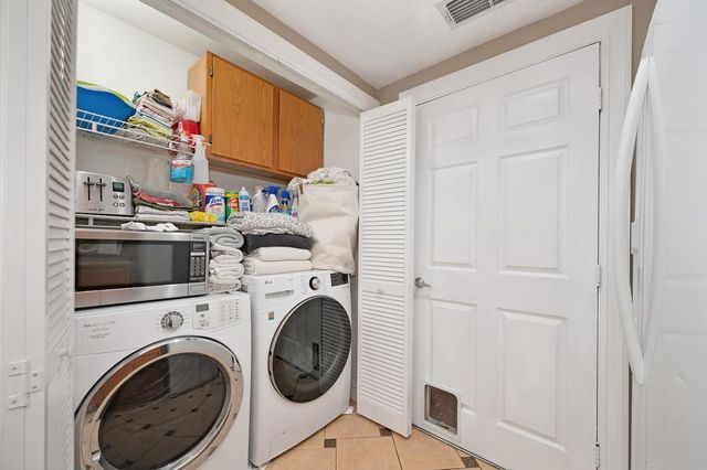 1318 Len Way, Roseville, CA 95678