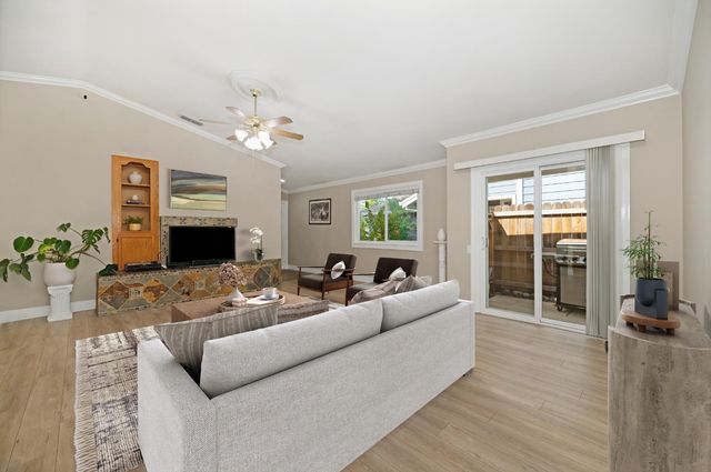 1318 Len Way, Roseville, CA 95678