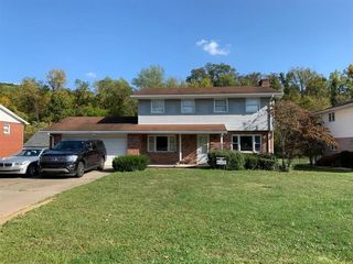 206 Bonnie St, Rostraver, PA 15012