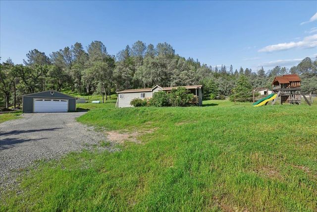 18388 Dog Bar Rd, Grass Valley, CA 95949
