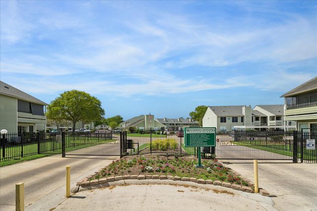 14777 Wunderlich Drive 809, Houston, TX 77069