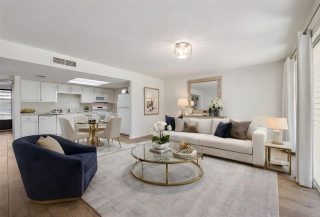 14777 Wunderlich Drive 809, Houston, TX 77069