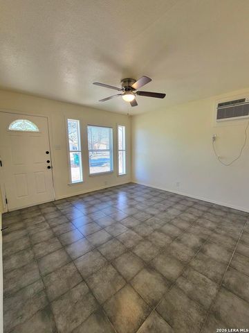 134 Aldrich, San Antonio, TX 78227