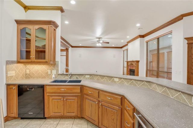 490 Daniel Lee Drive, Choctaw, OK 73020