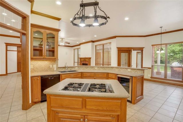 490 Daniel Lee Drive, Choctaw, OK 73020