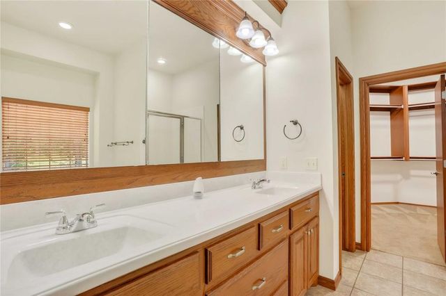 490 Daniel Lee Drive, Choctaw, OK 73020