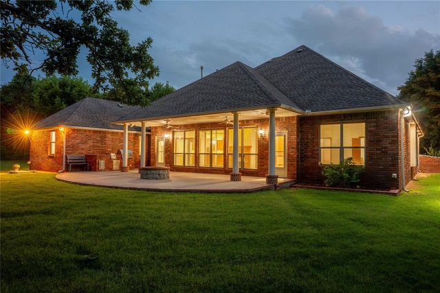 490 Daniel Lee Drive, Choctaw, OK 73020