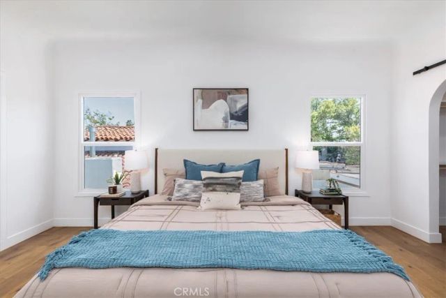 4325 9th Avenue, Los Angeles, CA 90008