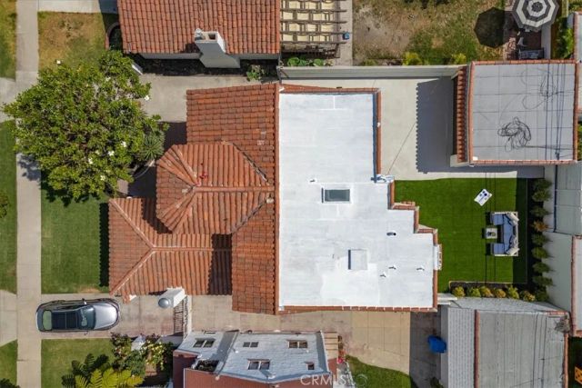 4325 9th Avenue, Los Angeles, CA 90008