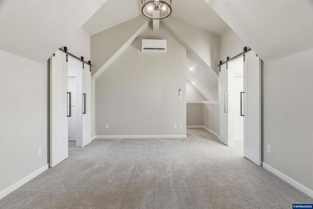 1811 Cousteau Lp SE, Salem, OR 97302