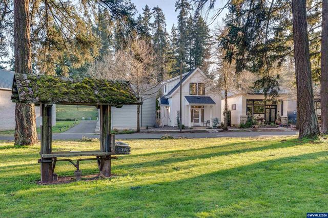 1811 Cousteau Lp SE, Salem, OR 97302