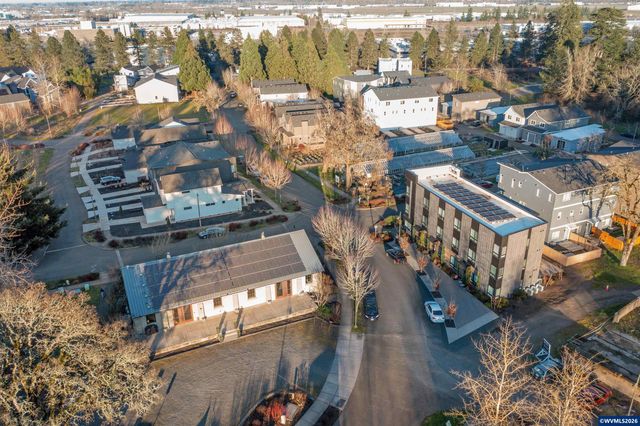 1811 Cousteau Lp SE, Salem, OR 97302