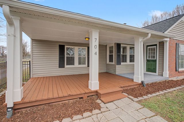 704 Florence Cir, Madison, TN 37115