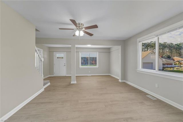 512 Murphys Mill RD, Suffolk, VA 23434