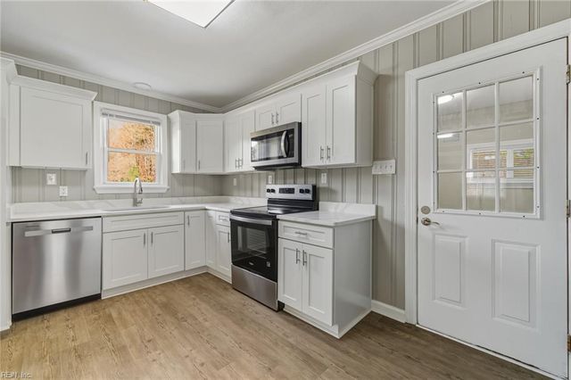 512 Murphys Mill RD, Suffolk, VA 23434