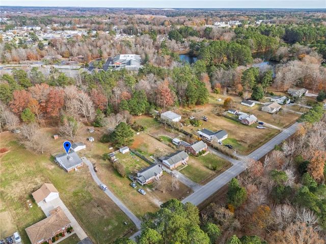 512 Murphys Mill RD, Suffolk, VA 23434