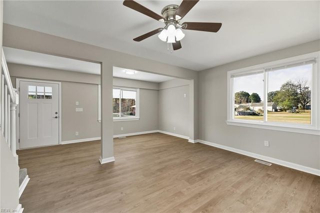 512 Murphys Mill RD, Suffolk, VA 23434