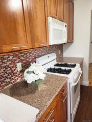 370 Central Avenue 5J, Scarsdale, NY 10583
