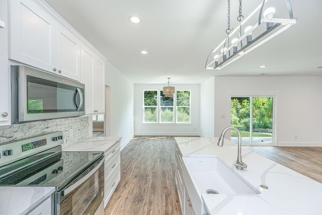 1089 Irving Manigault Road, Mcclellanville, SC 29458