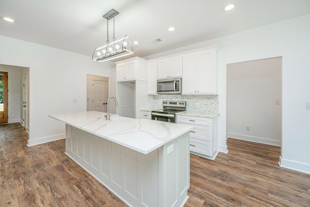 1089 Irving Manigault Road, Mcclellanville, SC 29458