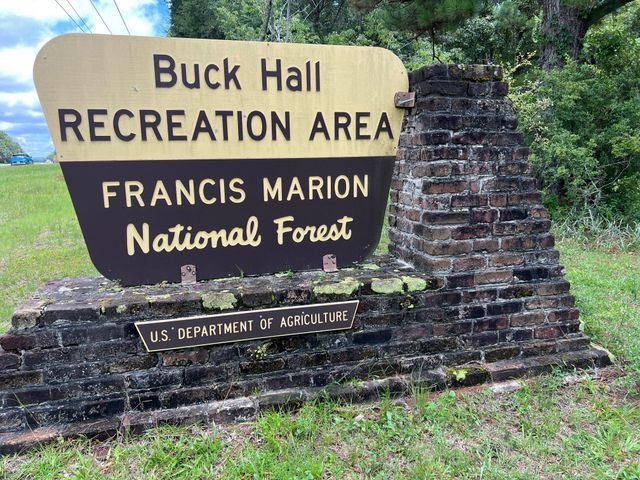 1089 Irving Manigault Road, Mcclellanville, SC 29458