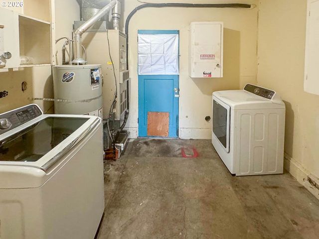 2080 UMPQUA Rd, Woodburn, OR 97071