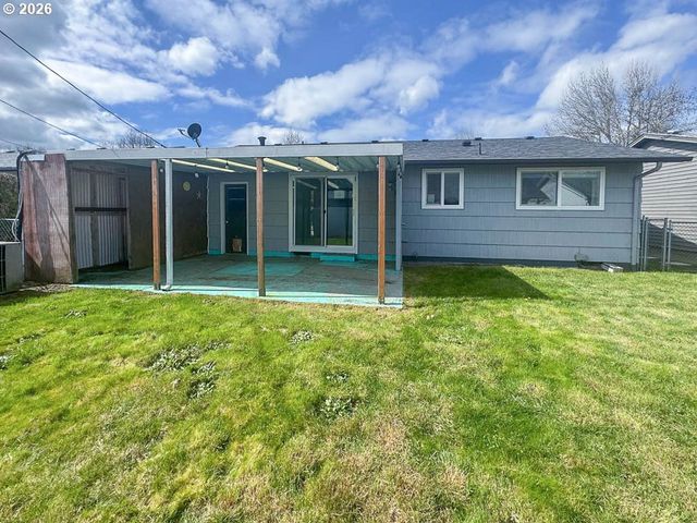 2080 UMPQUA Rd, Woodburn, OR 97071