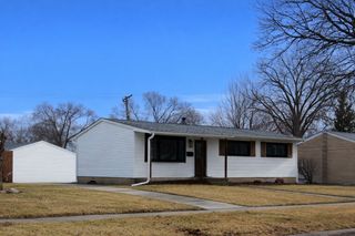 163 Terry Court, Woodstock, IL 60098